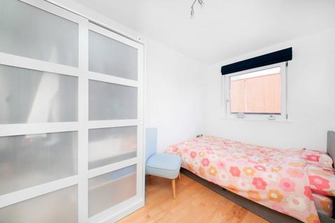 Flat 127, Viridian Apartments, 75 Battersea Park Road, London, SW8 4DB