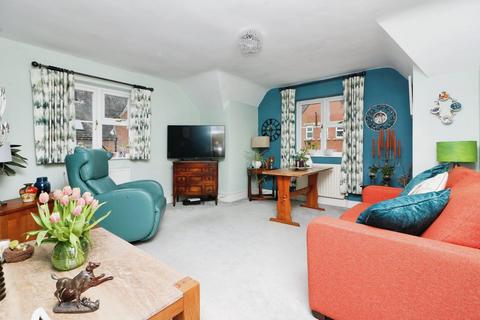 1 bedroom flat for sale, St Marys Court, Welwyn, AL6