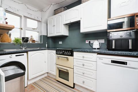 1 bedroom flat for sale, St Marys Court, Welwyn, AL6