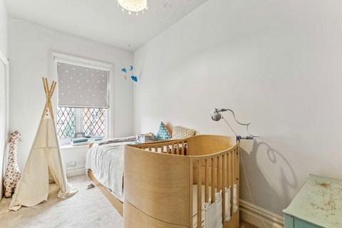 23 Western Gardens, London, W5 3RS