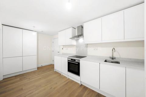 1 bedroom apartment to rent, Regina Road, Finsbury Park, N4