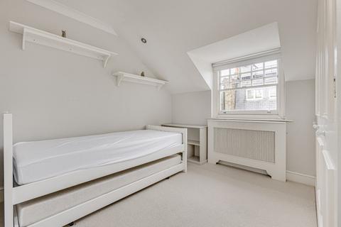 2 bedroom flat to rent, Tite Street, London