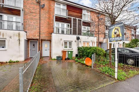 4 bedroom townhouse for sale, Hengist Way, Wallington SM6