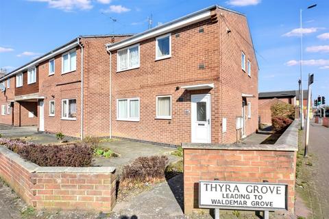 2 bedroom maisonette for sale