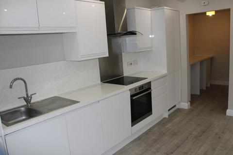 2 bedroom flat to rent, Silvester Street, Liverpool