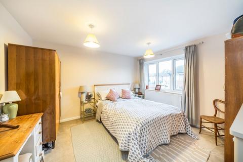 6 Foss Road, London, SW17 0TX