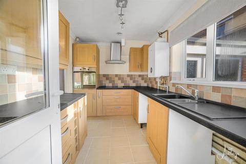 3 bedroom semi-detached house for sale, Clos Crucywel, Parc Gwernfadog, Swansea