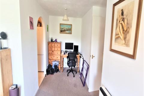 1 bedroom apartment for sale, CLONE - 17 Barnfield Close, London