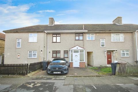 3 bedroom terraced house to rent, Butler Road, Dagenham, RM8