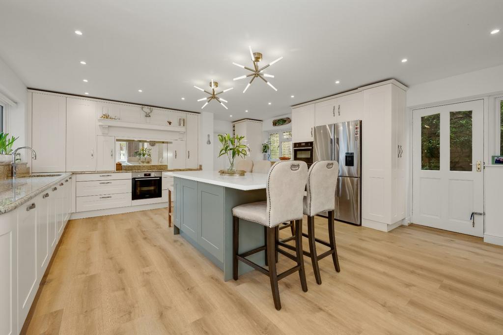 Kitchen/Breakfast