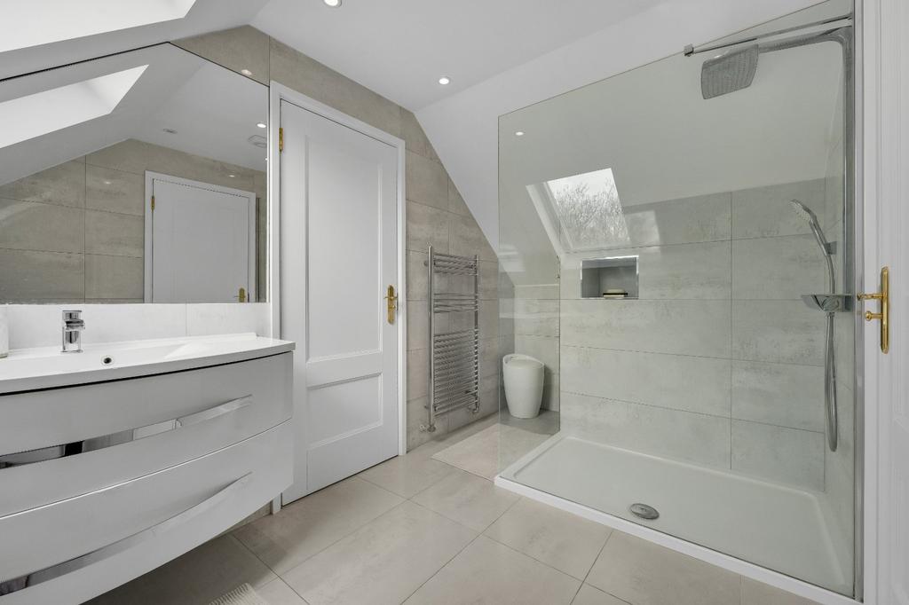 Third En Suite