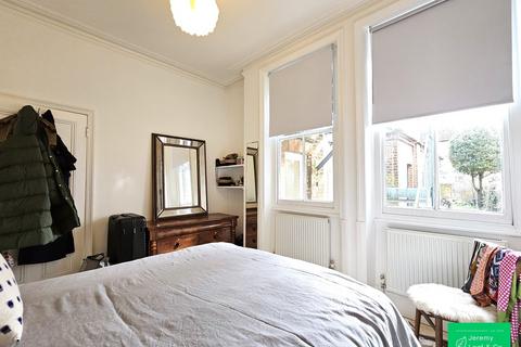 2 bedroom ground floor flat to rent, Fortis Green, London, N2