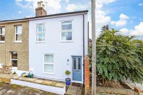 3 bedroom end of terrace house for sale, Mark Street, Reigate RH2