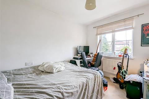 40 Britton Gardens, Kingswood, Bristol, BS15 1TE
