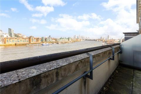 2 bedroom flat for sale, Shad Thames, London, SE1