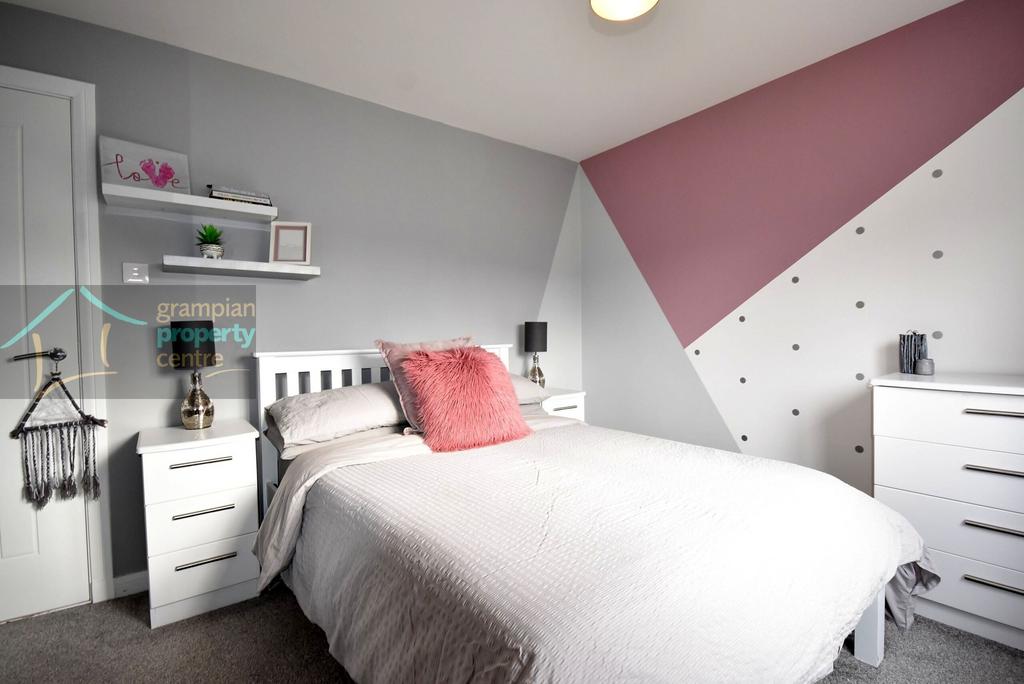 Bed 2.JPG