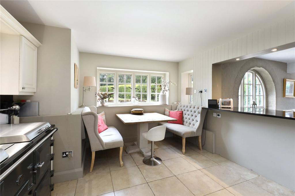 Breakfast Room