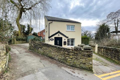 3 bedroom detached house for sale, Green Lane, Romiley