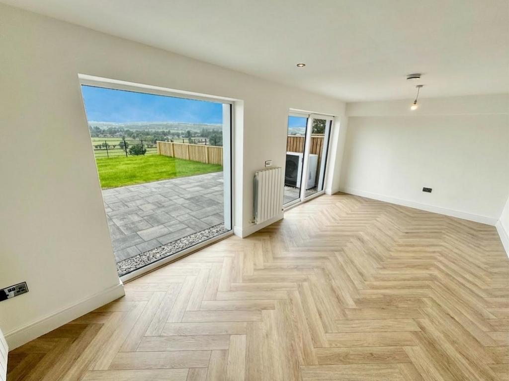 Dining floor