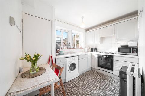 2 bedroom apartment for sale, Islip Street, London, NW5