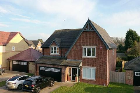 5 bedroom detached house for sale, Eachwick Drive, Medburn, Newcastle Upon Tyne