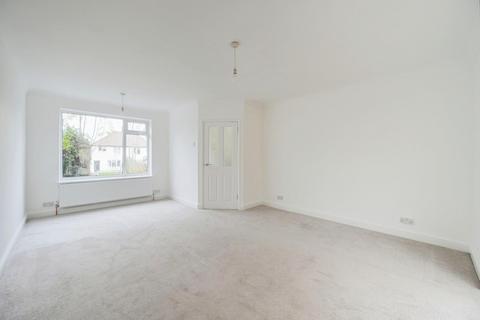 3 bedroom semi-detached house to rent, Dimbles Hill, Lichfield