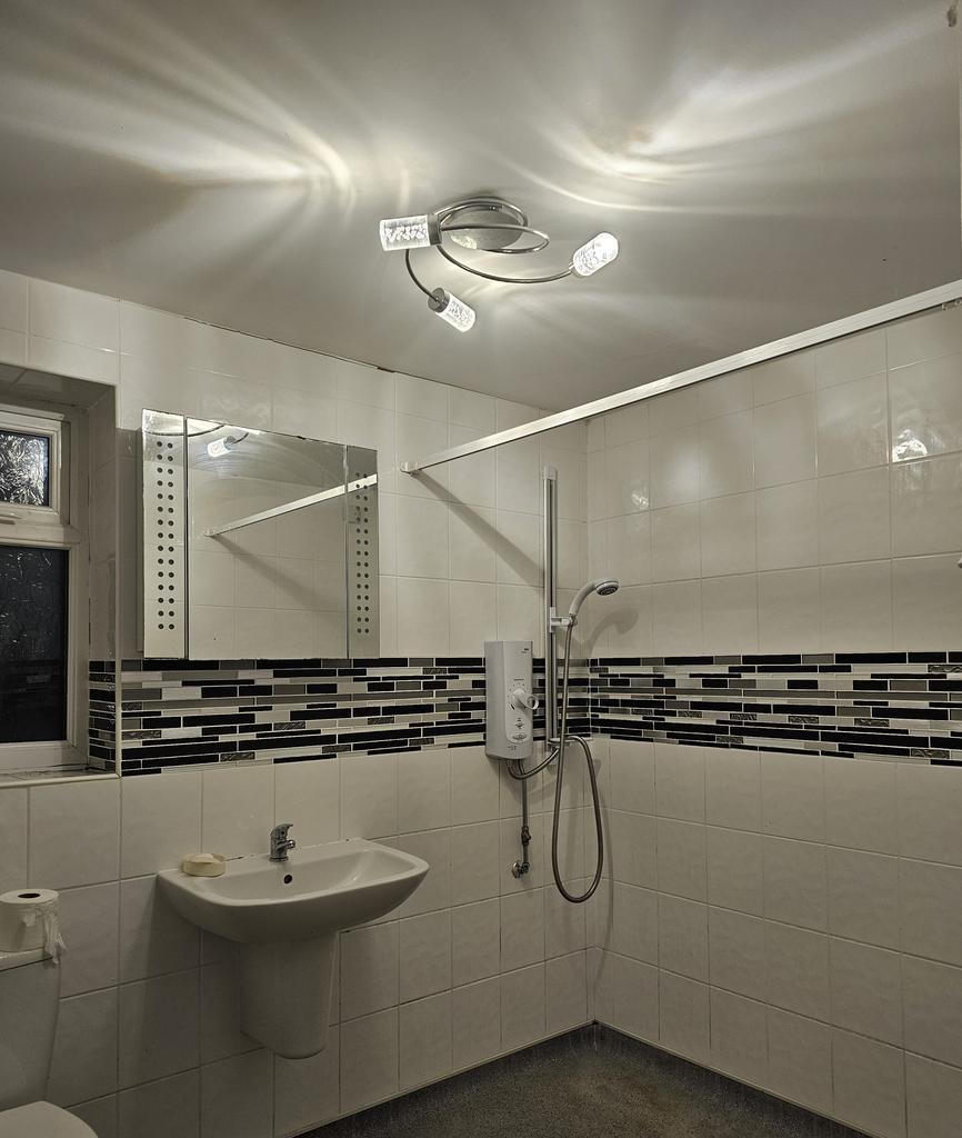 S room.jpg