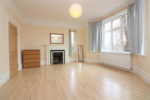 2 bedroom apartment to rent, Glenluce Road, London, SE3