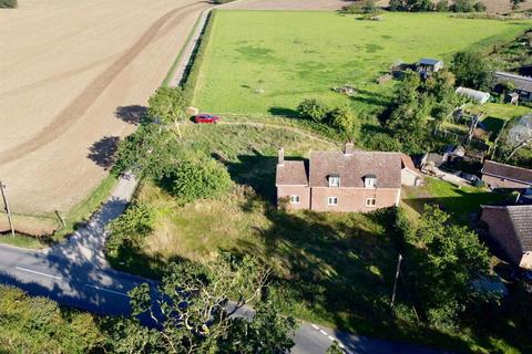 Little Boats Hall Badingham Road, Laxfield, Woodbridge, IP13 8HU