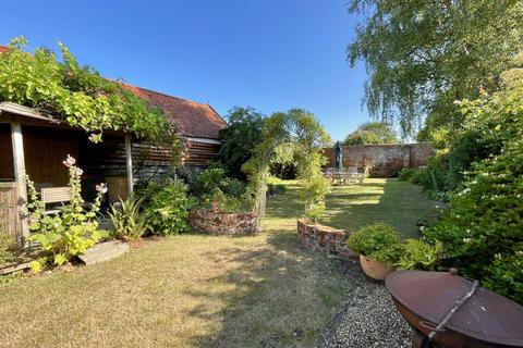 4 bedroom detached house for sale, Nethergate Street, Hopton