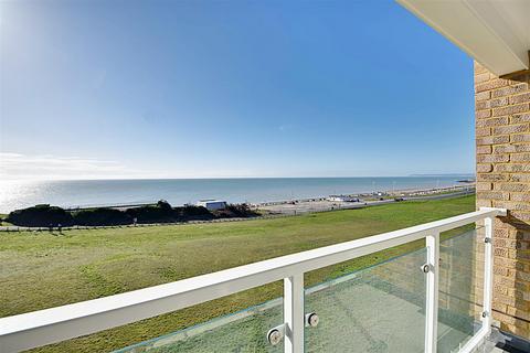 2 bedroom flat for sale, Sutton Place, Bexhill-On-Sea