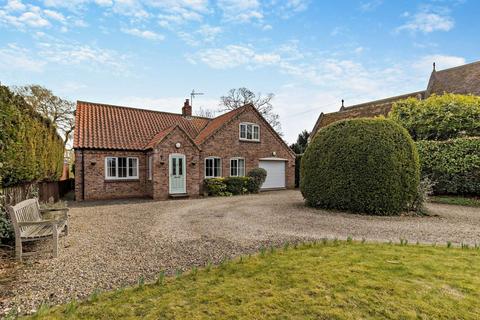 4 bedroom detached bungalow for sale, Fair View, York Road, Stillingfleet, York