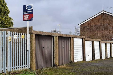 Garage to rent, Woodley Way, Romsey SO51