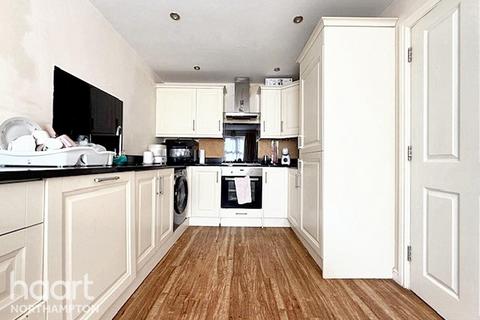 4 bedroom semi-detached house for sale, Old Scholars Close, Northampton