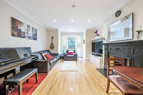 2 bedroom flat to rent, Greencroft Gardens, South Hampstead, London, NW6