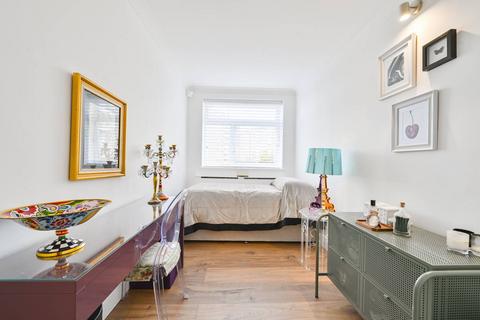 3 bedroom flat for sale, St John's Wood Park, St John's Wood, London, NW8