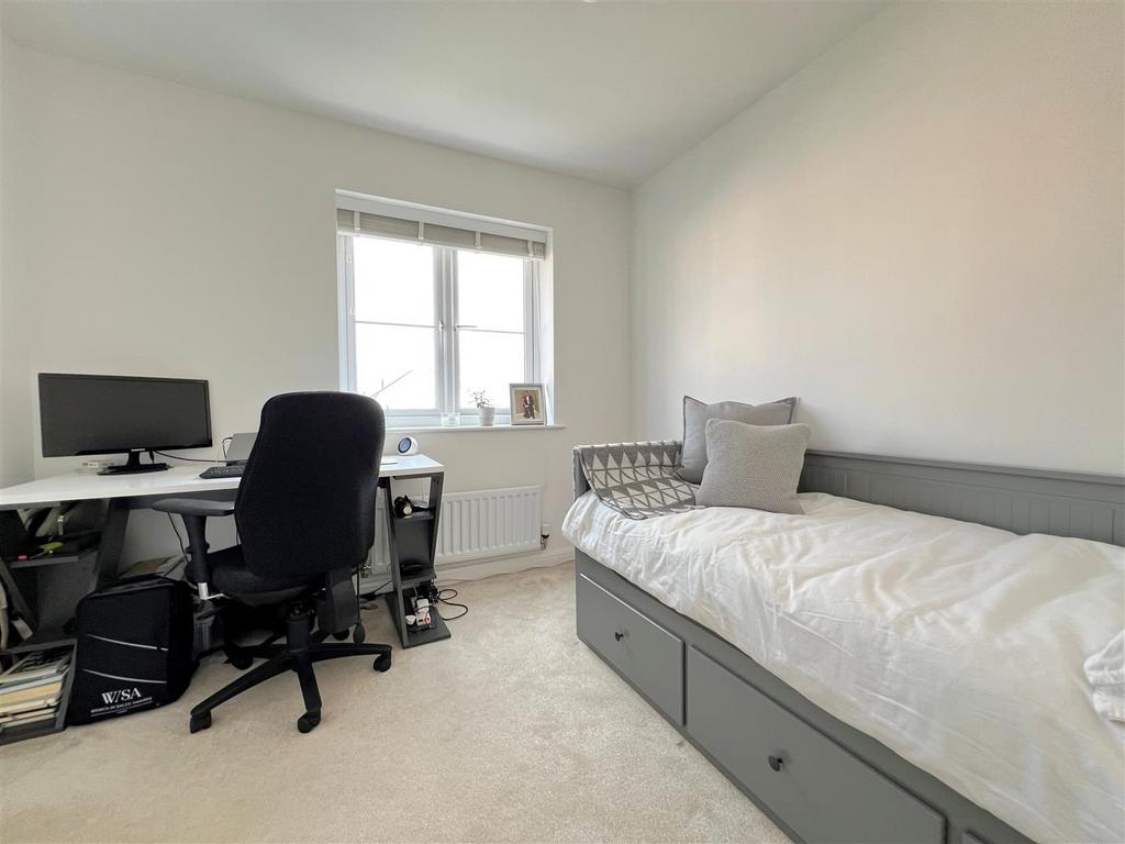 Bed 4.1.jpg