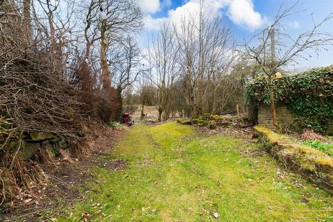 1 Moss Gap, Darwen, BB3 2LY