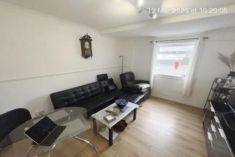2 bedroom flat for sale, Bennison Square, Eyemouth, Berwickshire TD14