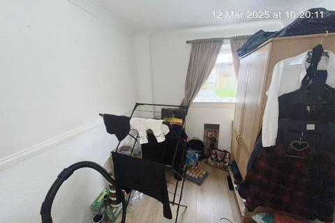 2 bedroom flat for sale, Bennison Square, Eyemouth, Berwickshire TD14