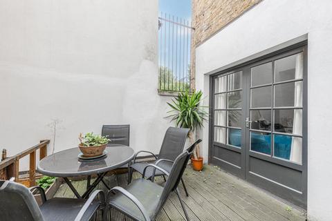 2 bedroom terraced house for sale, Battersea Rise, London SW11