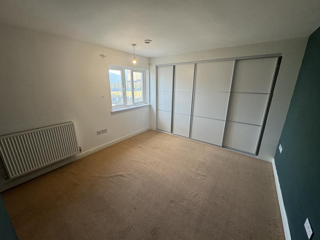 Principle bedroom 1