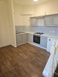 2 bedroom flat to rent, Brompton Avenue, Liverpool, L17