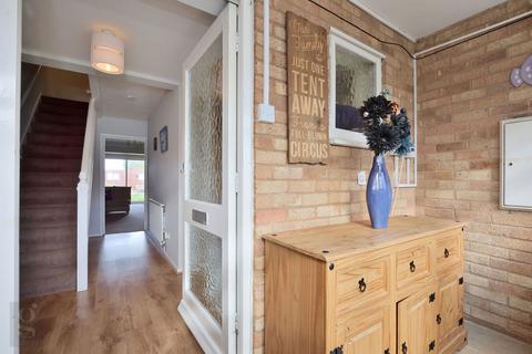 12 Oak Way, Huntley, Gloucester, GL19 3SD