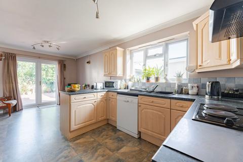 4 bedroom detached bungalow for sale, Middletons Lane, Hellesdon