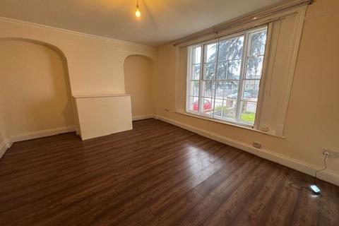 3 bedroom terraced house to rent, London Road, Ipswich IP1