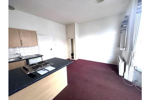 1 bedroom flat for sale, Flat 2, 34 Langney Road, Eastbourne, BN21 3JP