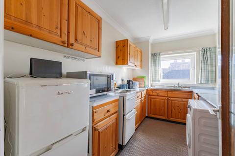 2 bedroom apartment for sale, West Cliff, Temple Court