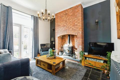 5 bedroom semi-detached house for sale, St Malo Road, Wigan, WN1