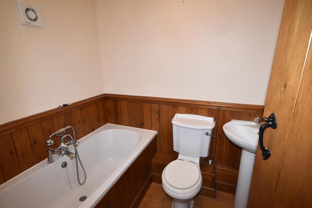 Family bathroom